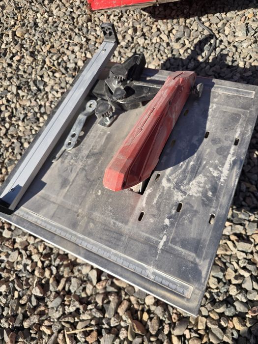 Продам кафелерезка