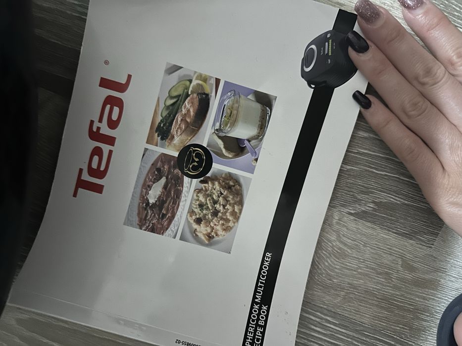 Мултикукър TEFAL sphericook