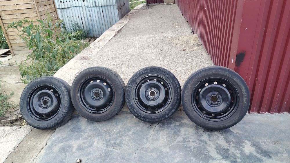 Продам диски с шинами