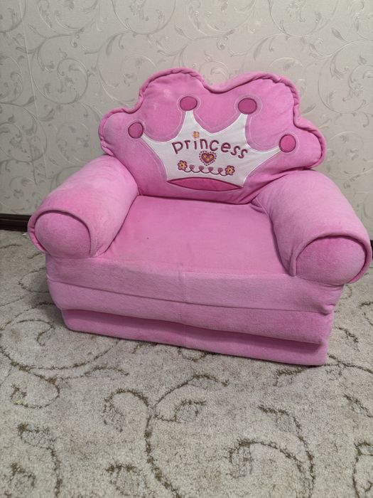 Детское мягкое кресло