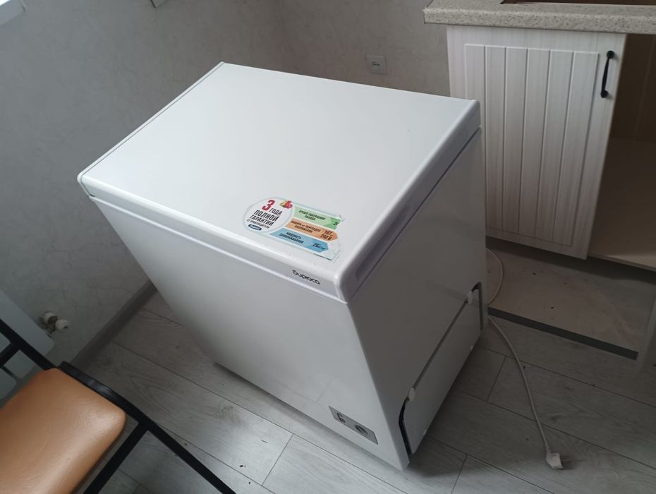 Продам морозильную камеру