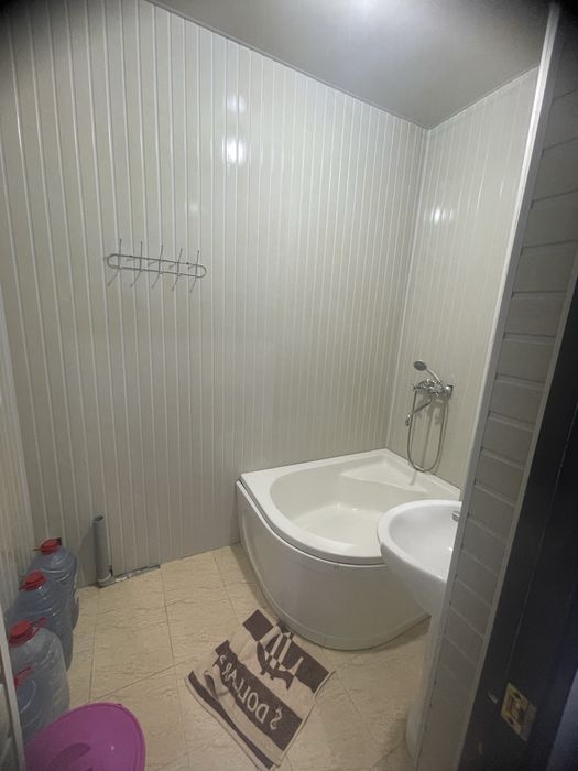 Sergeli, Quruvchi 12- metro yonida 1- xona 2 xona qilingan kvartera