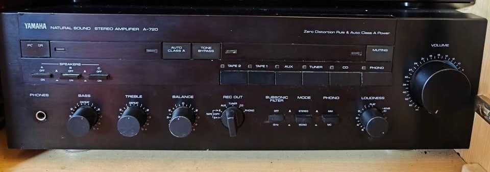 Amplificator Yamaha A720
