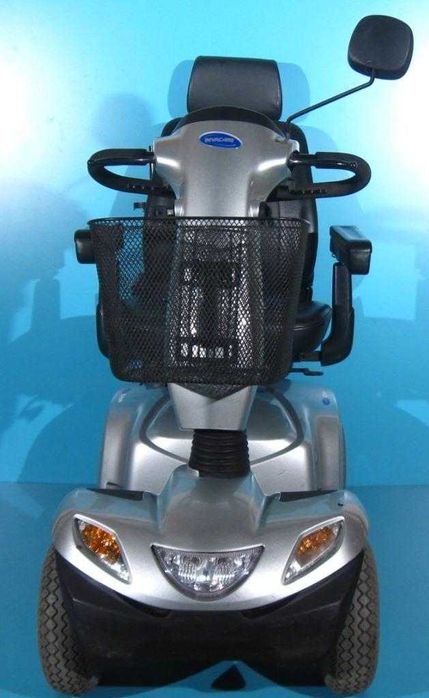 Scuter electric persoane dizabilitati Invacare Orion - 6 km/h