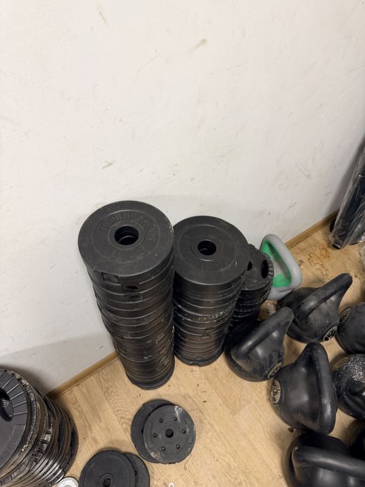 Discuri pt. Haltera Olimpice gaura 50 mm. 5 kg.2,5 kg.1,25 kg, Oferta