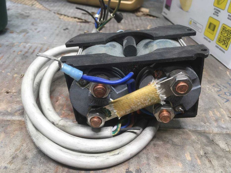 Оригинален соленоид (контактор) Lewmar 24V за якорна лебедка