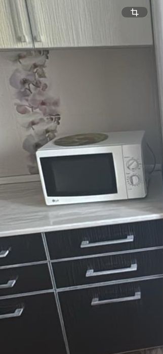 Продам микроволновую печь