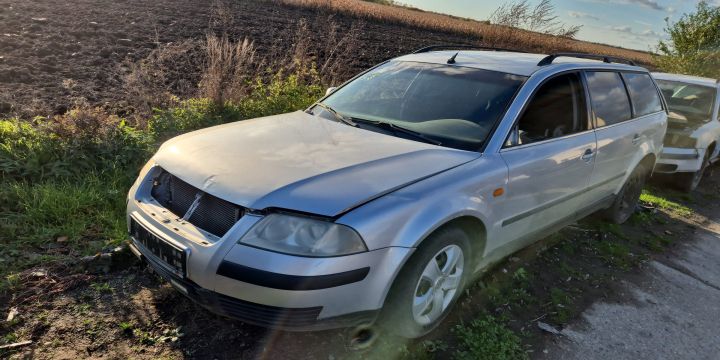 Carlig remorcare Volkswagen VW Passat B5.5 (facelift)