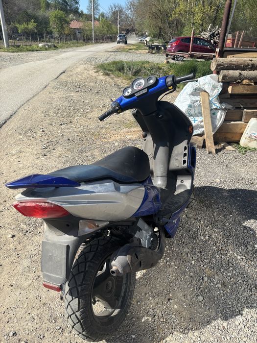 Vand/schimb peugot speedfight 2