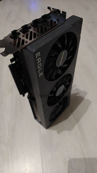 Gigabyte GeForce RTX 4070 ti EAGLE OC 12 GB 192 bit