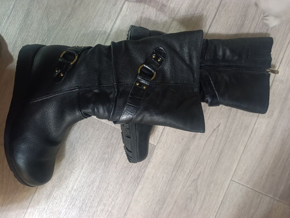 Продам зимние сапоги