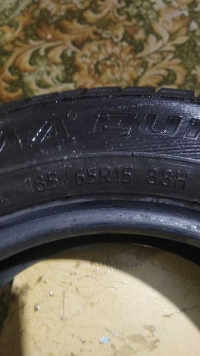 Шины летние 4 штуки.