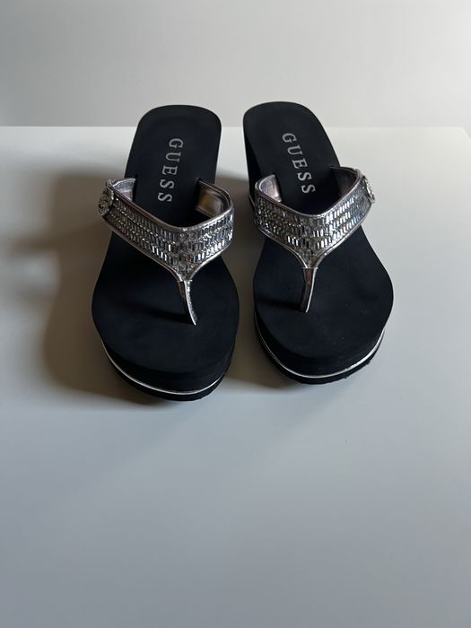 Guess чехли на платформа
