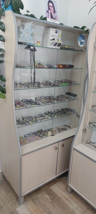 Шкаф за оптика, шкафове за очила 4 броя