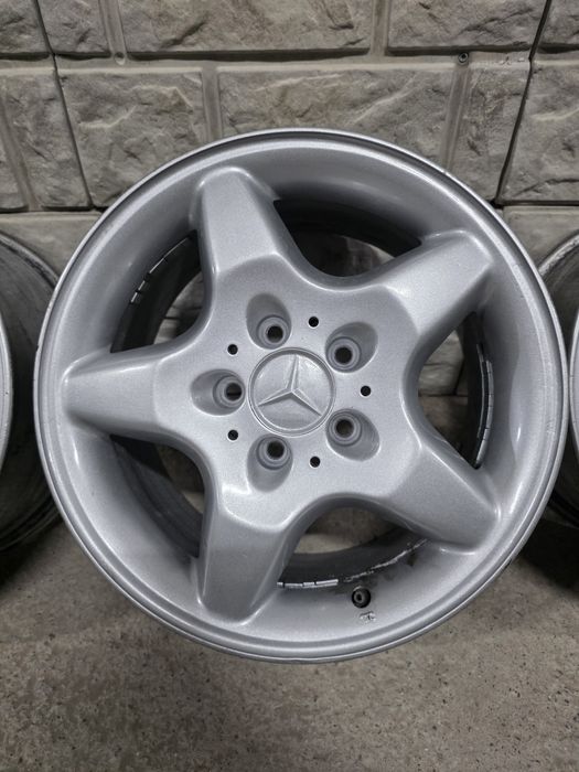 Диски Mercedes Benz 8x16 5x112 ET62 D оригинал.66
https://euroaut