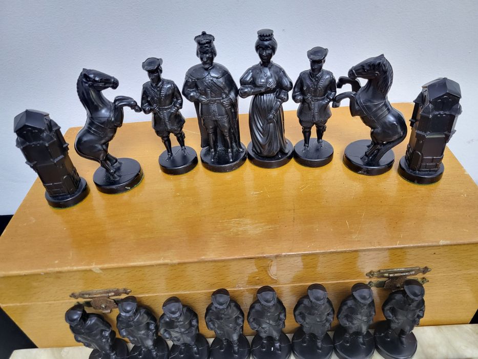 #3 Стар масивен мраморен шах