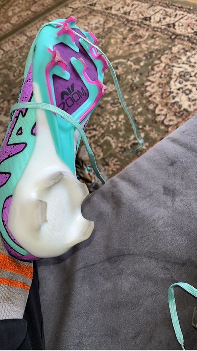 Бутсы 39 размер