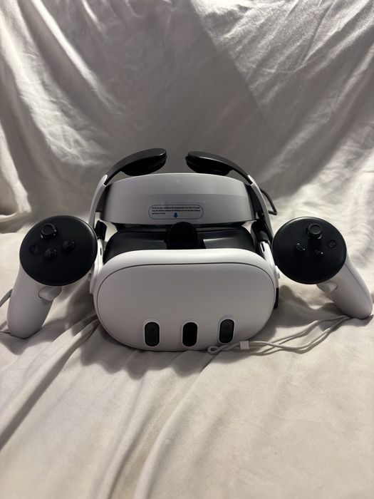 Meta quest 3 със bobo VR m3 pro