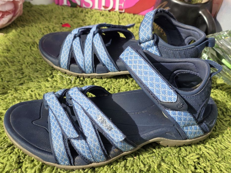 Teva сандали N36