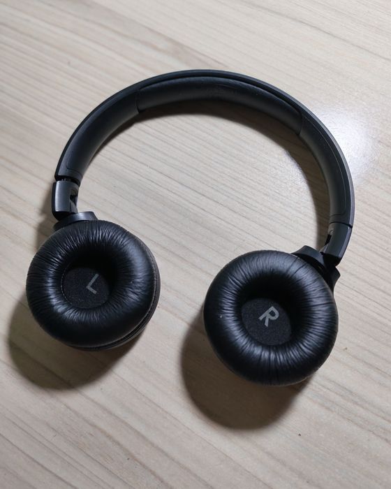 Накладные наушники JBL