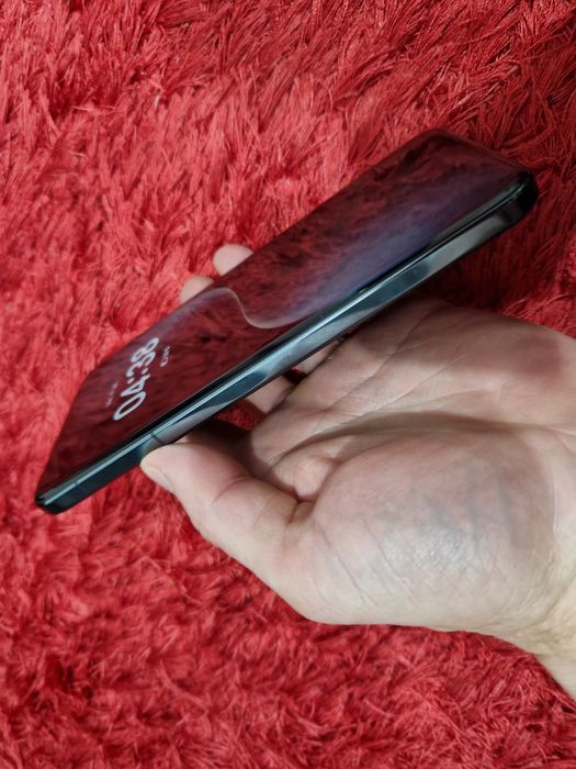 -Honor Magic 7Pro, 512Gb, 12Ram Black stare foarte buna impecabil poze reale doar telefonul nici o restrictie
-Am mai multe anunturi pe asest