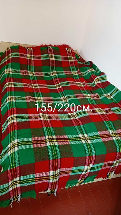 Вълнени китеници и родопски одеала