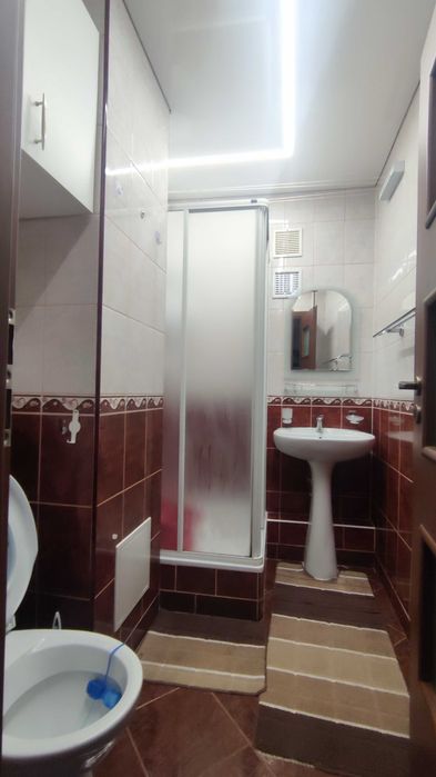 Apartament 2 camere cu parcare L.C.Babeș de închiriat