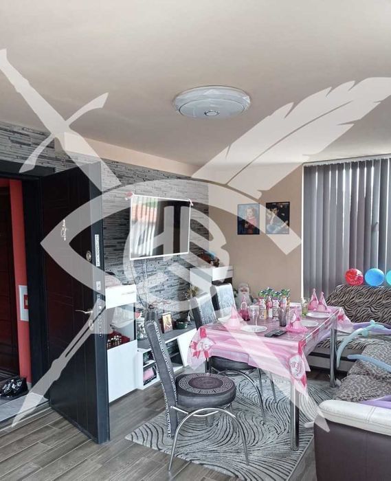 Четиристаен апартамент в кв.Колхозен пазар - 47111