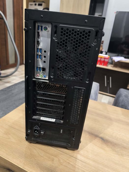 Гейминг Компютър