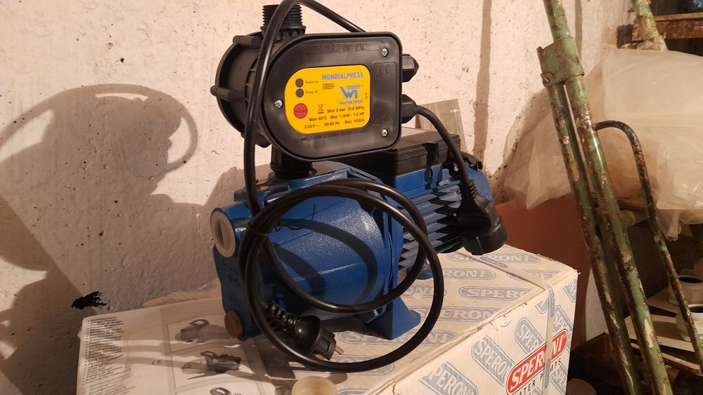 Продается итальянский  насос SPERONI 50 л/мин с европейской  автоматик