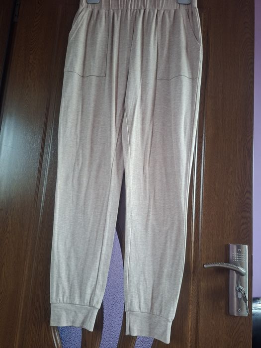 Vând Pantaloni Trening Damă Mărimea XXL Noi