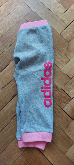 Детски екип Adidas и бебешко долнище 6-9месеца 9-12месеца