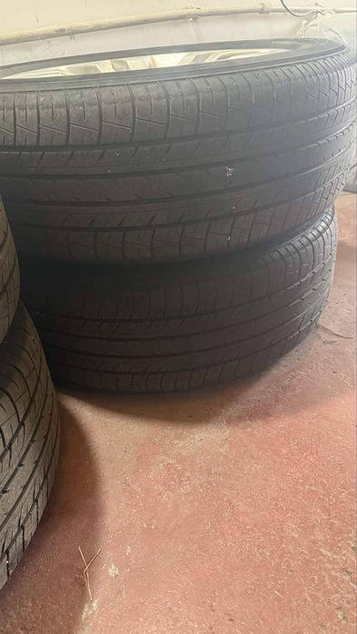 Оригинальные Subaru диски с летней резиной