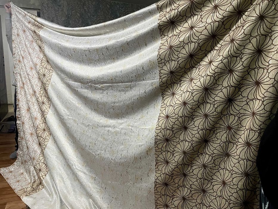 Продам шторы 2,7х4,5м