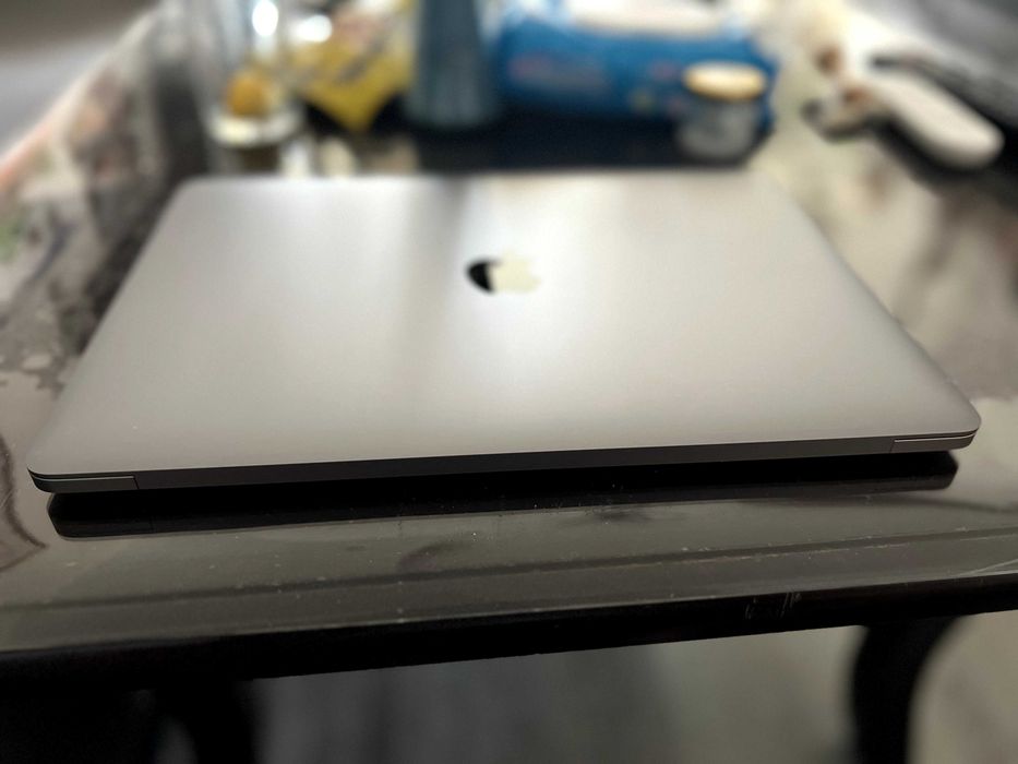 КАТО НОВ!!! Apple MacBook Pro 13" M1 8RAM 256GB Touch Bar Silver