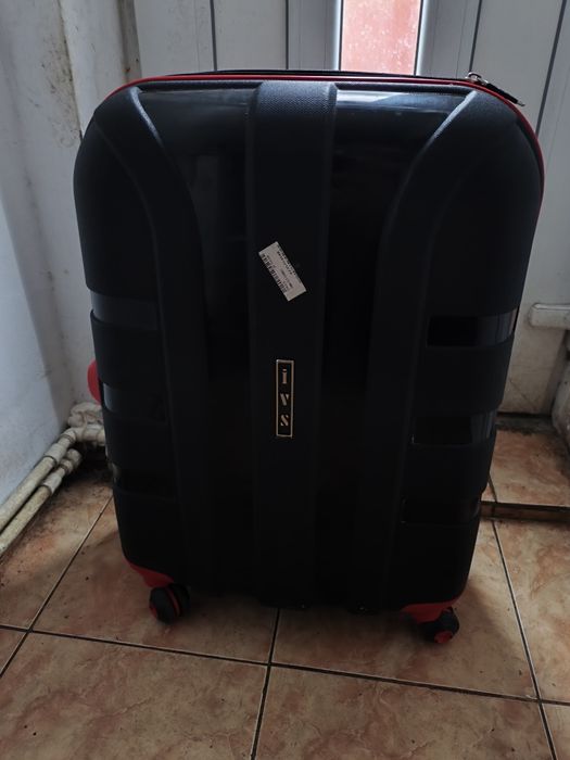 Troler nou cu eticheta