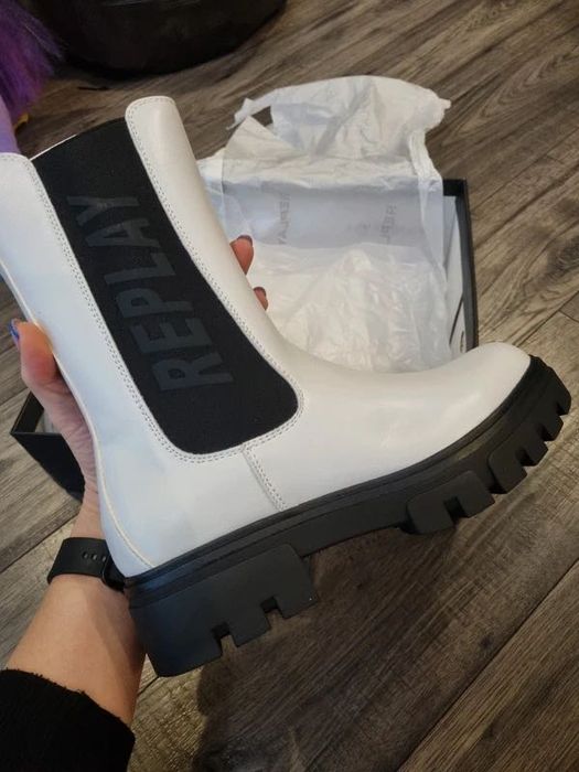 Оригинални боти Replay