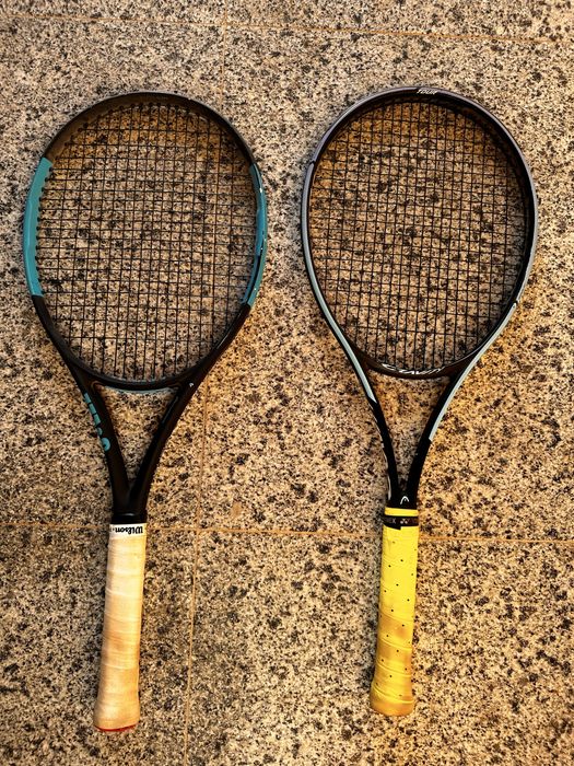 Vand 2 rachete tenis Wilson Ultra 100 si Head Tour Graphene 360