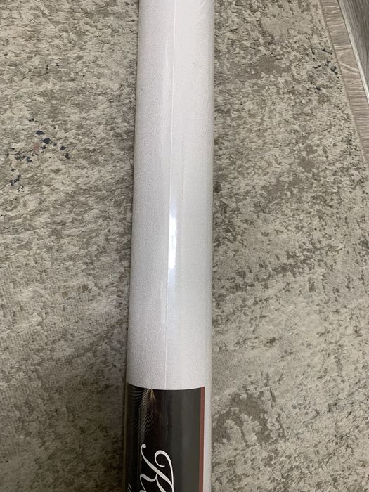 Обои флизелиновые новые в упаковке!