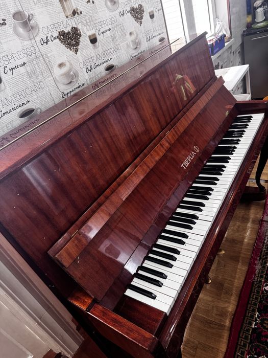 Пианино Российски Тверца