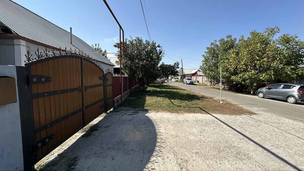 Продам 6 комнатный дом