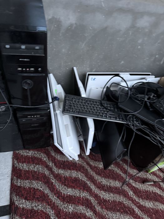 Офисный компьютер продам срочно б/у