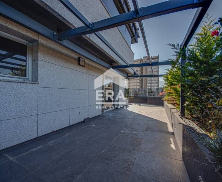Продава се Многостаен апартамент в София, Изток - 562 кв.м за 1543 €/кв.м - Снимка #6