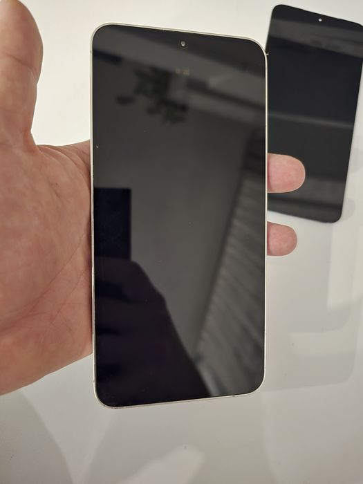 Оригинален дисплей samsung s24  и s24 plus