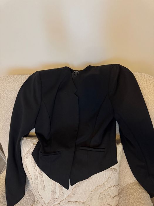 Дамско палто и сако в черно