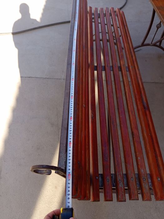 Аулаға стол стул