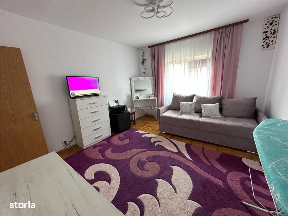 Resita, Apt. 3 cam.Conf.1 Sporit, Central, Zona Piata Sud