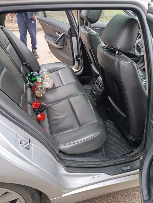 Vând BMW 320 d,in stare buna.