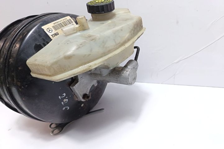 Tulumba frana cu pompa A0014300308 Mercedes-Benz Sprinter prima gener