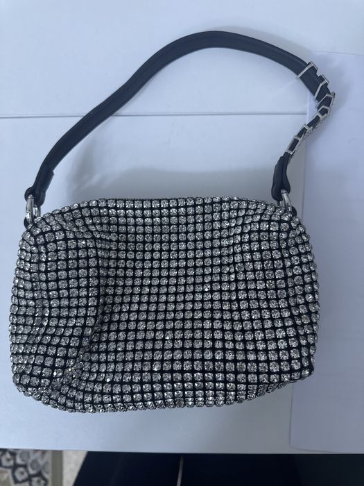 Маленькая сумка со стразами